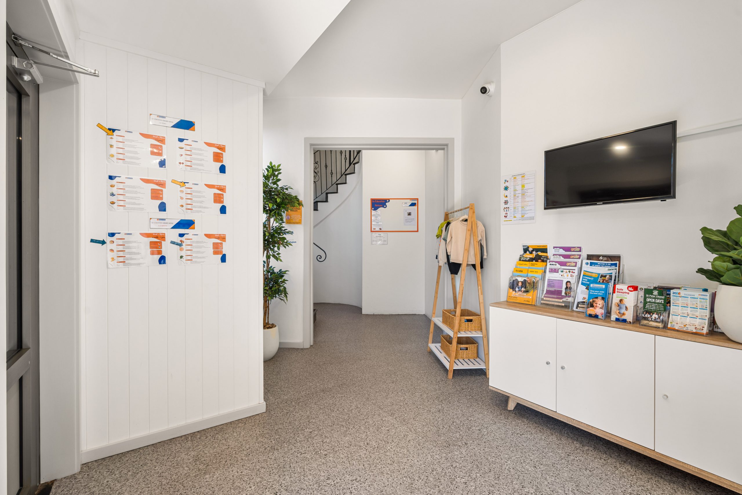 oz education auburn reception area